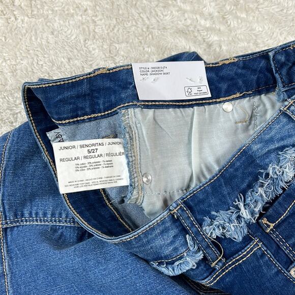 Black daisy fringe and color block denim jean skirt NWT, size 5 or 27 - Picture 11 of 11